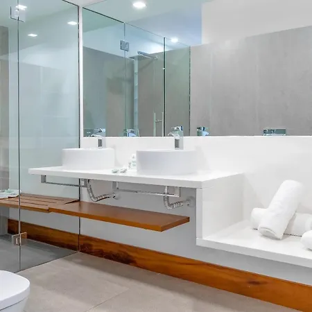 Hyde Park Lane Willa