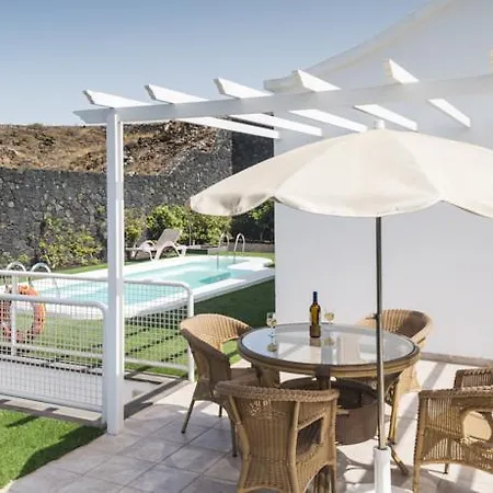 וילה Hyde Park Lane *