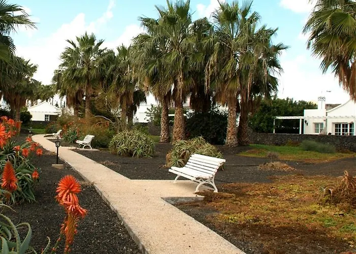 Hyde Park Lane Villa *