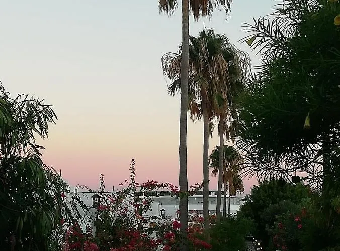 Вилла Hyde Park Lane